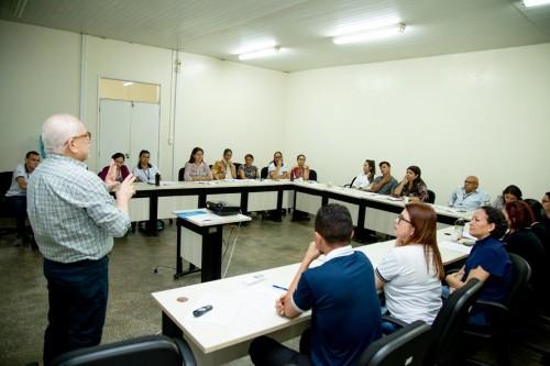 Fapeam capacita colaboradores sobre processos administrativos