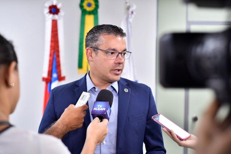 Josué Neto propõe Audiência Pública sobre potencial turístico de Novo Airão