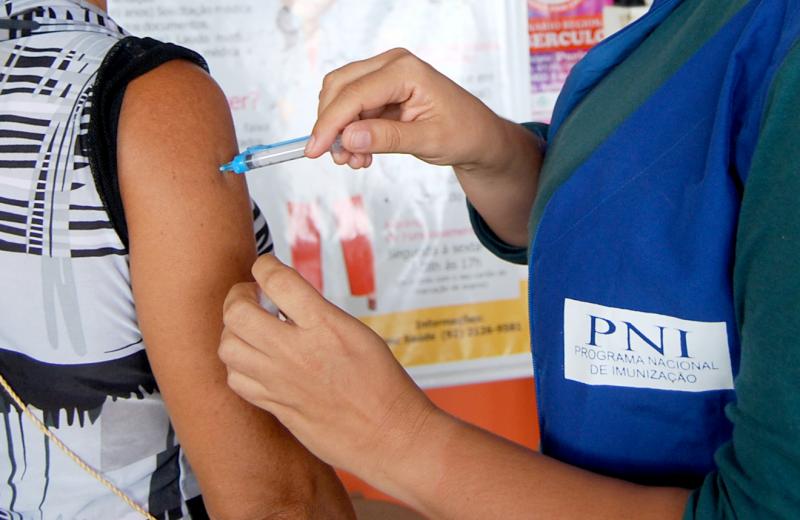 Vinte e nove municípios receberam vacinas da gripe e campanha vai contar com aparato do CICC