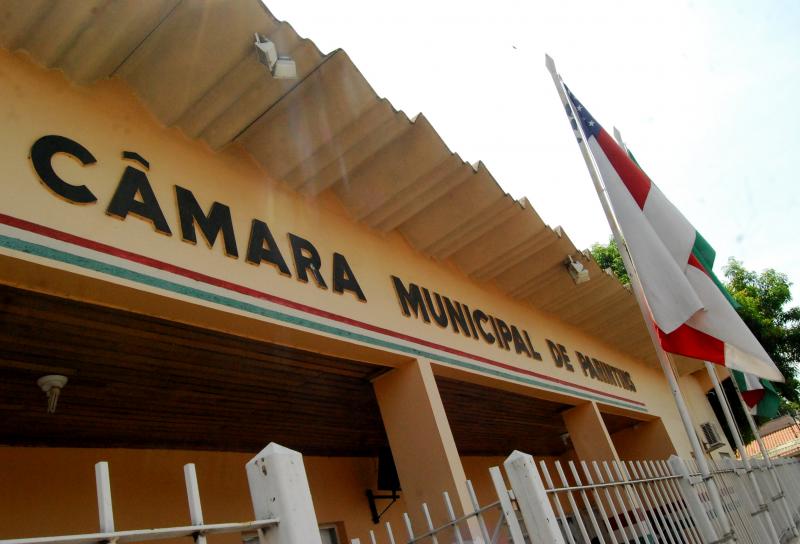 Aumento no salário de vereadores de Parintins tem repercussão nas redes sociais