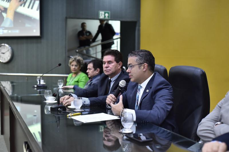 Josué Neto cria Comissão Especial para estudo do novo PCCR dos servidores da Aleam