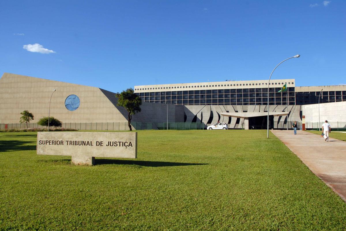 STJ julga recurso de Lula contra condenação no caso do triplex STJ julga recurso de Lula contra condenação no caso do triplex