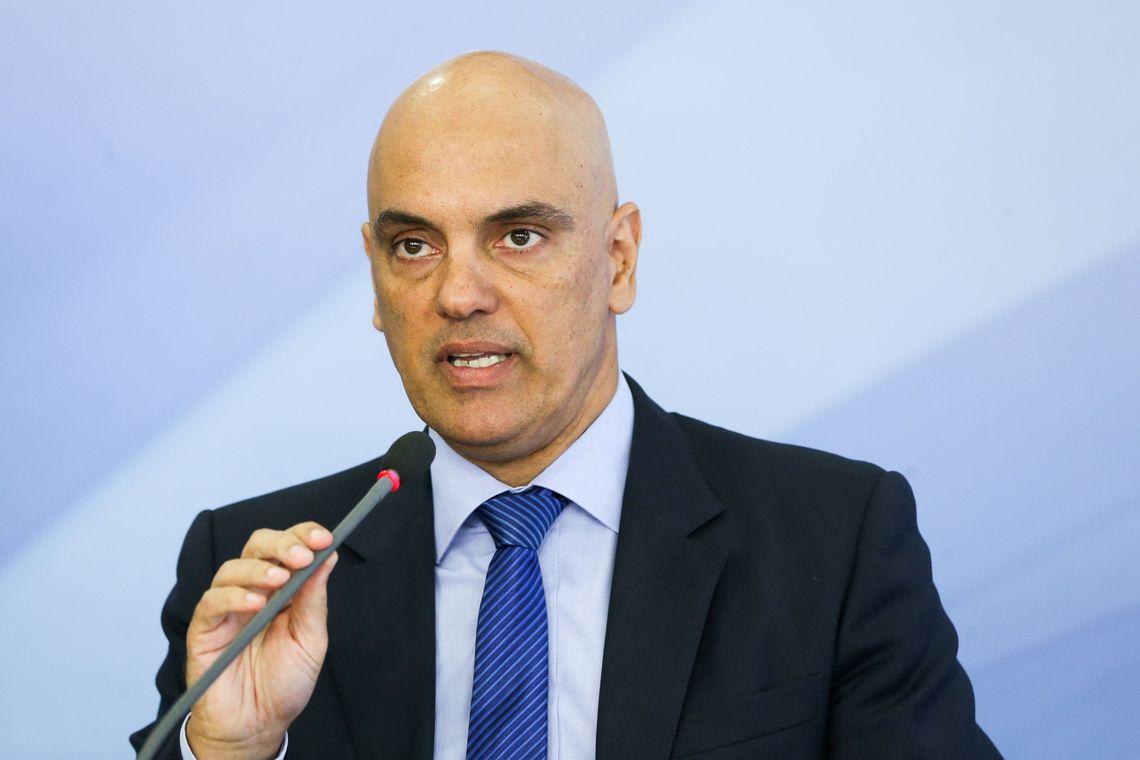 STF suspende permissão para gestante trabalhar em atividade insalubre STF suspende permissão para gestante trabalhar em atividade insalubre