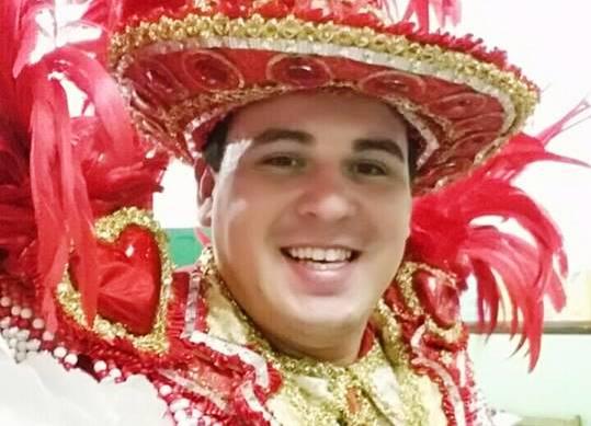 Gaspar Medeiros até que se esforçou, mas... Gaspar Medeiros até que se esforçou, mas...