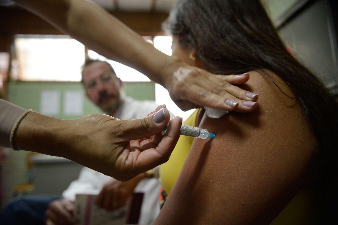 Fake News são empecilho para aumento da vacinação contra HPV Fake News são empecilho para aumento da vacinação contra HPV