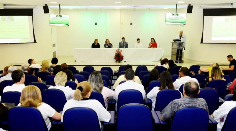 Governo e Ministério da Saúde assinam termo de adesão que vai viabilizar a volta do transplante de rim no AM