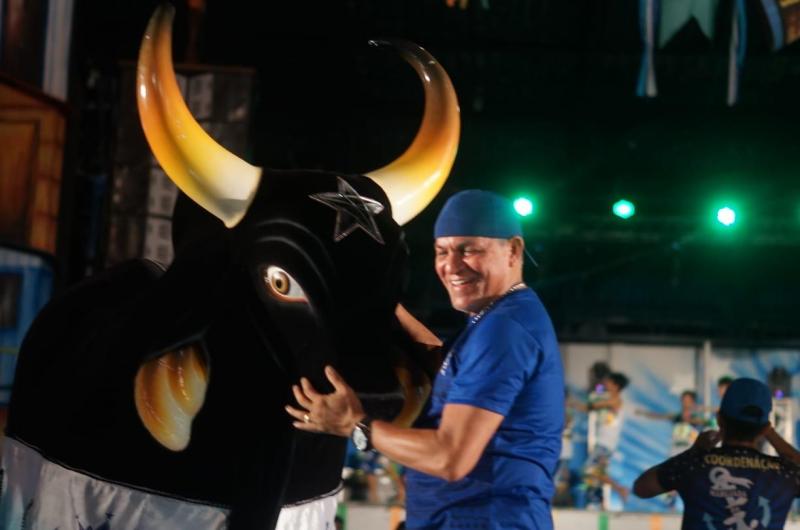 Caprichoso comemora 20 anos de pioneirismo da Troup em festa no Zeca Xibelão