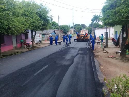 Seinfra executa obras de recuperação do sistema viário de Maués