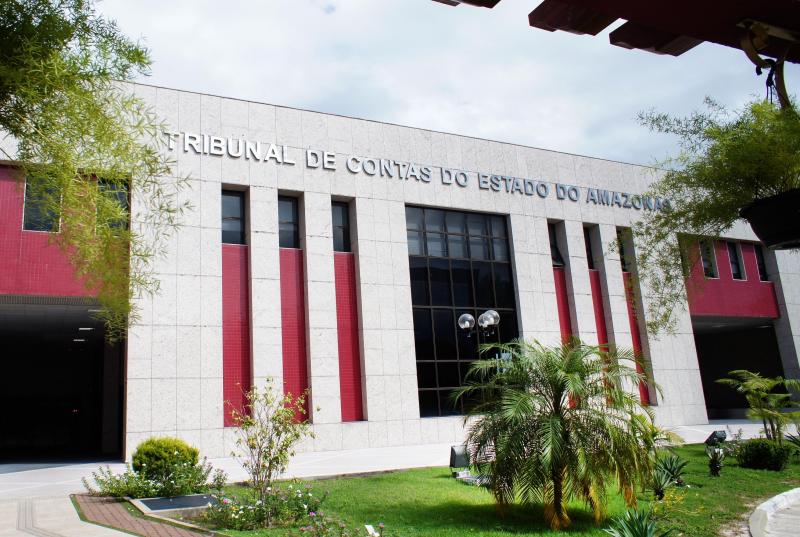 Tribunal de Contas recusa denúncia de irregularidades em processo seletivo da educação de Parintins