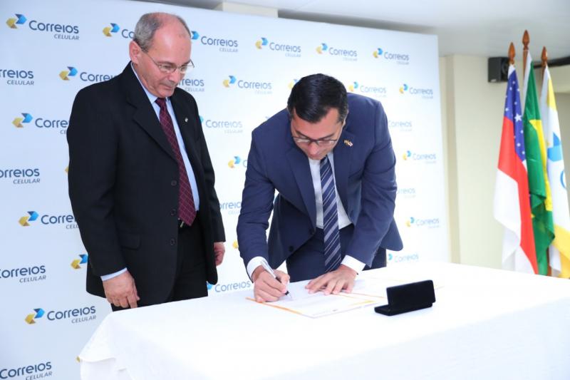 Wilson Lima assina protocolo de intenções com os Correios para possíveis parcerias no interior do Amazonas
