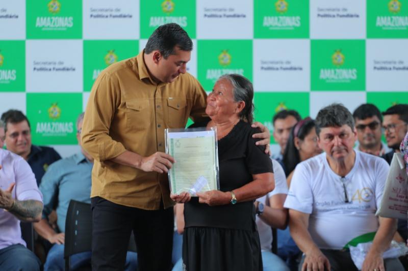 Wilson Lima anuncia que meta do Governo do Estado é entregar nove mil títulos de terra definitivos até o fim do ano