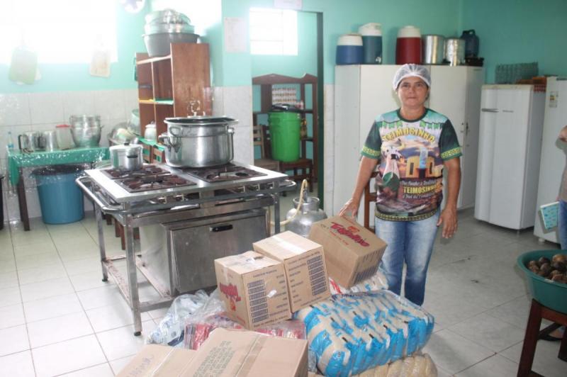 Rede municipal de ensino, na zona rural, recebe merenda escolar