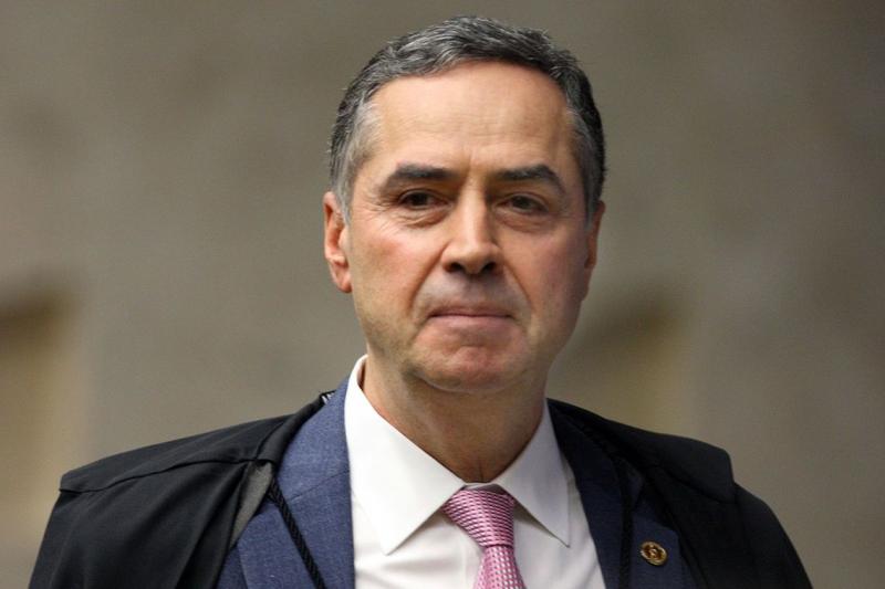 STF impõe derrota a Bolsonaro e mantém decisão de Barroso sobre demarcação de terras indígenas