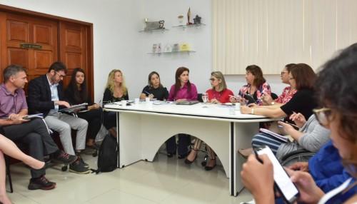 Seas promove reunião para tratar sobre o Plano Migratório dos Venezuelanos em Manaus