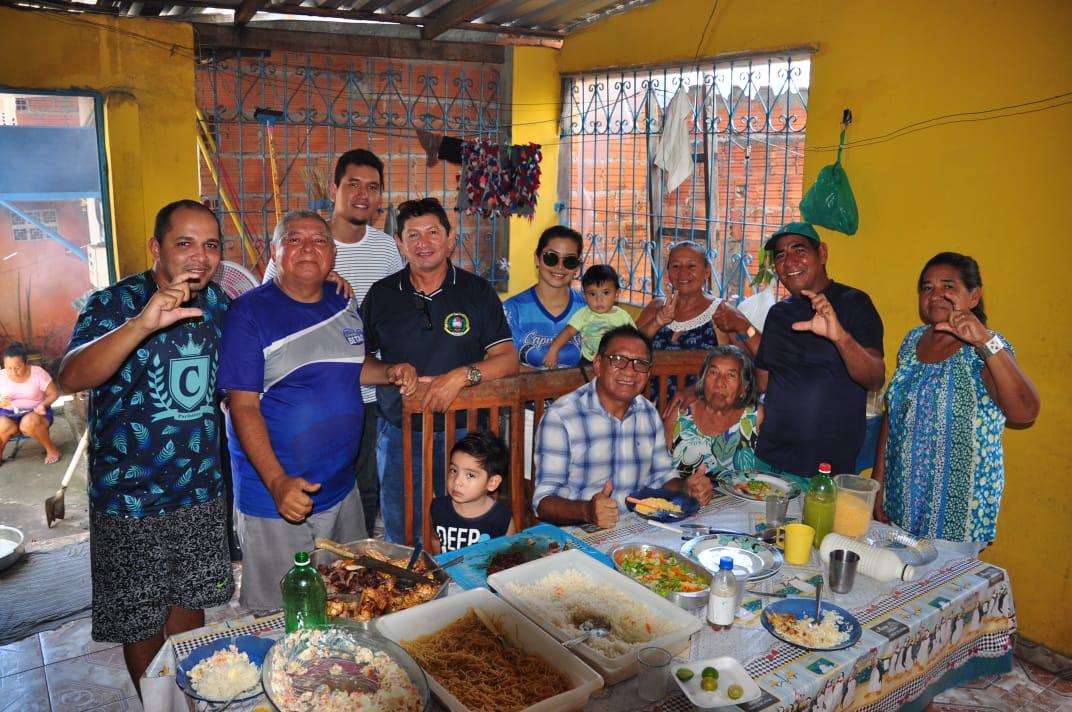 Karu recebe apoio de familiares para seguir na campanha bovina Karu recebe apoio de familiares para seguir na campanha bovina