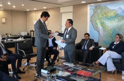 Projeto Apeli da Fundação Alfredo da Matta é apresentado ao ministro da Saúde, em Brasília Projeto Apeli da Fundação Alfredo da Matta é apresentado ao ministro da Saúde, em Brasília