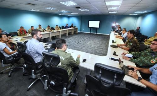 Gabinete de crise discute reforço na fiscalização contra queimadas no sul do Amazonas