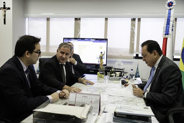 Parceria entre TJAM e Procuradoria Federal no Estado reduzirá para três meses, em média, o tempo de tramitação de processos