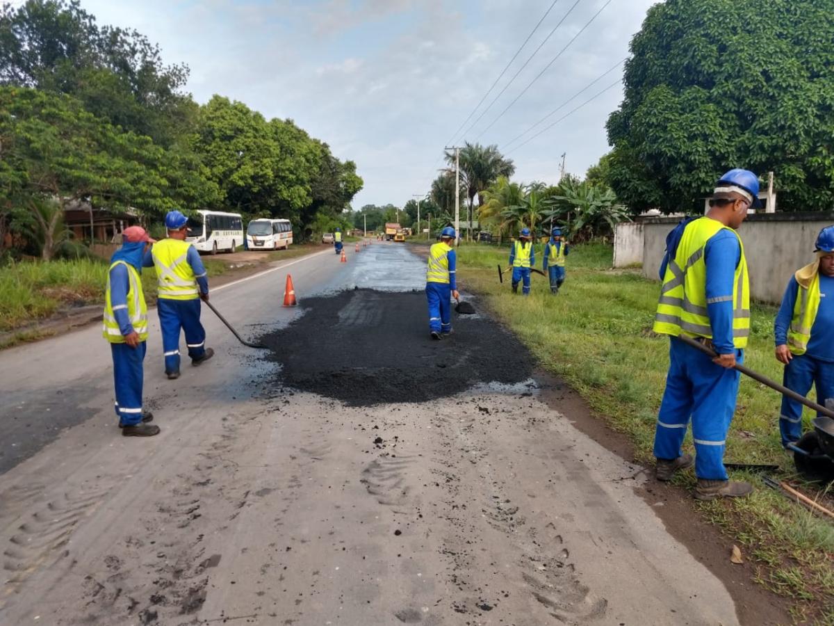 Governo do Amazonas prossegue com obras de recuperação da AM-010