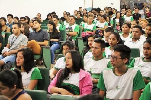 Programa Centelha é divulgado para a população de Parintins