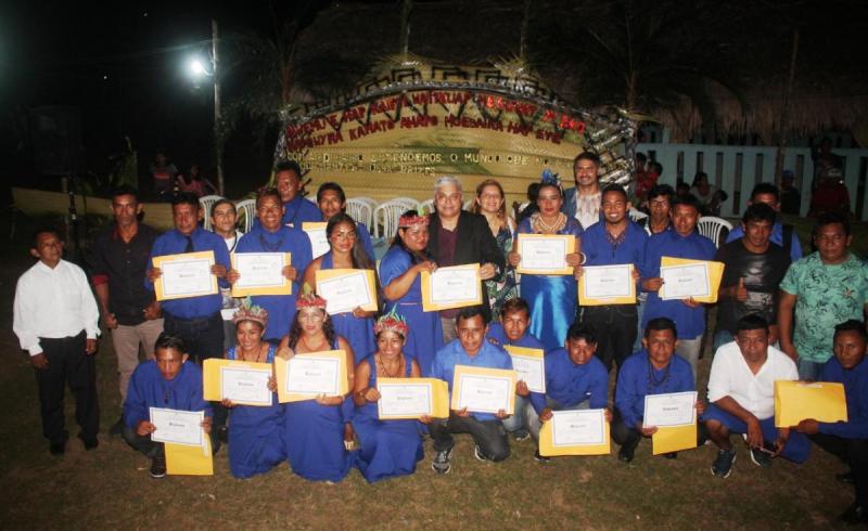 Prefeitura de Parintins forma primeira turma de professores indígenas do povo Sateré Mawé