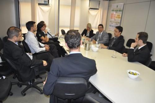 Controladoria-Geral de SP e do DF orientam Governo do Amazonas implantar sistemas de auditoria e de registros de bens 