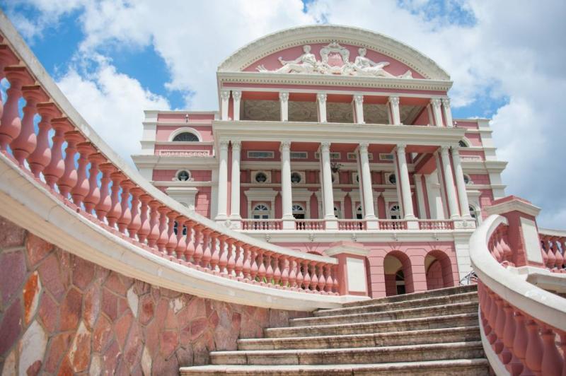 Teatro Amazonas vai receber R$ 2,3 mi do governo federal para medidas de segurança e manutenção predial