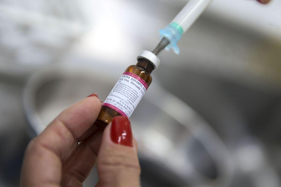 Sábado será Dia D de vacinação contra o sarampo Sábado será Dia D de vacinação contra o sarampo