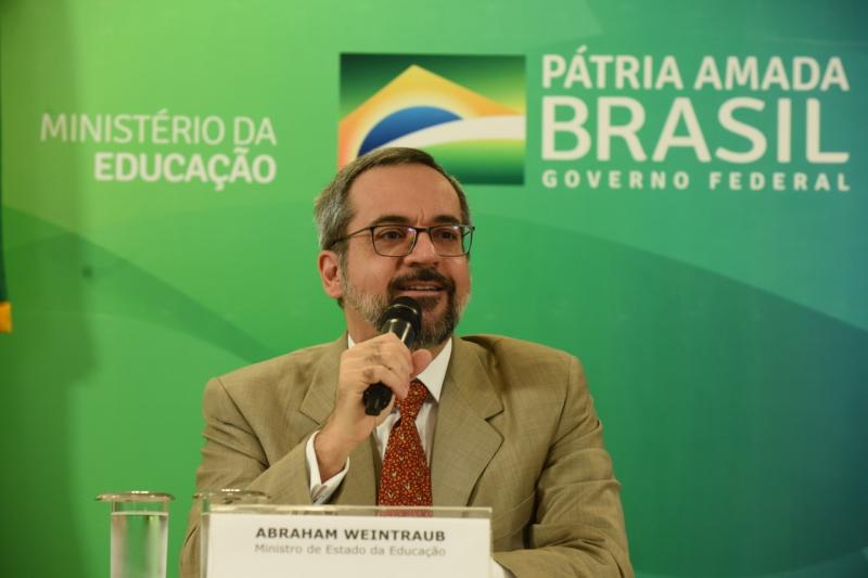 MEC libera 100% do orçamento de universidades e institutos federais