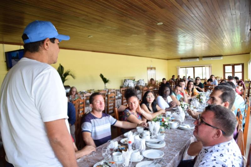 Em encontro com médicos, Bi Garcia destaca investimentos na saúde de Parintins