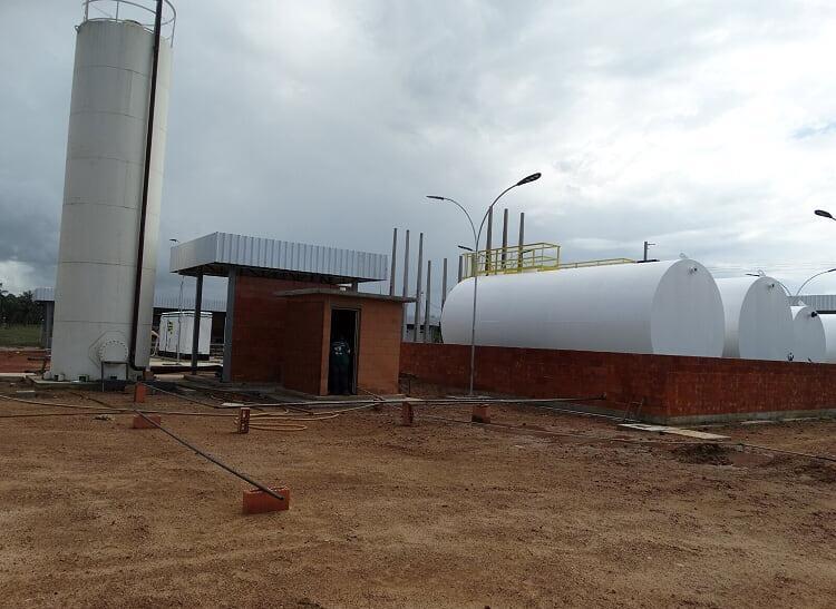 Usinas termelétricas de Mocambo e Caburi recebem licença do Ipaam