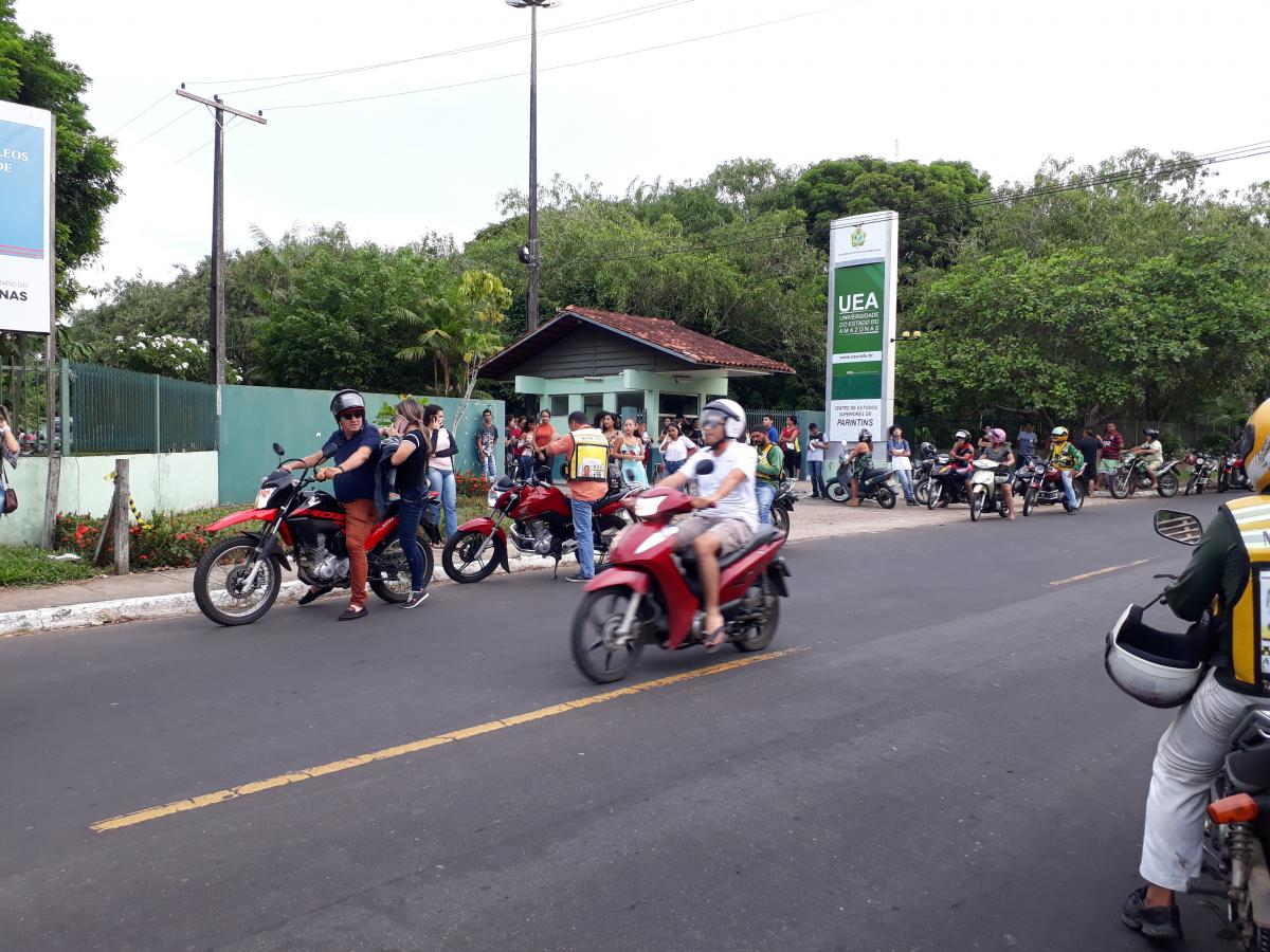 Candidatos realizam o 2° dia de provas do Vestibular da UEA