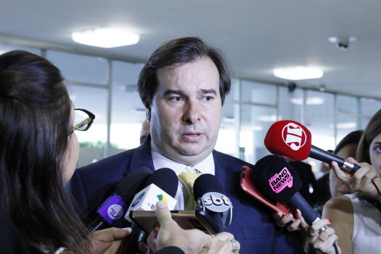 Maia critica declaração de general Heleno sobre possibilidade de novo AI-5 Maia critica declaração de general Heleno sobre possibilidade de novo AI-5