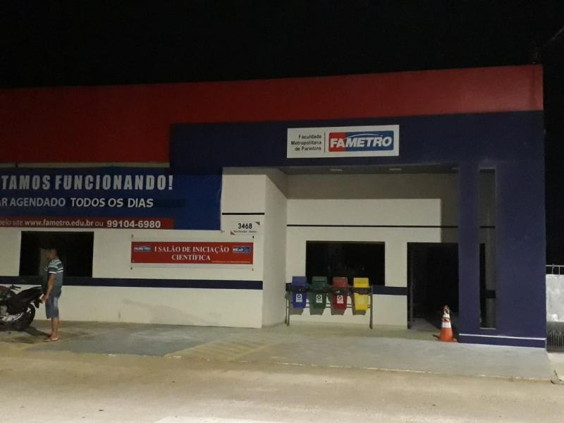Princípio de incêndio na Fametro-Parintins deixa alunos em pânico: aulas retornam na segunda-feira Princípio de incêndio na Fametro-Parintins deixa alunos em pânico: aulas retornam na segunda-feira
