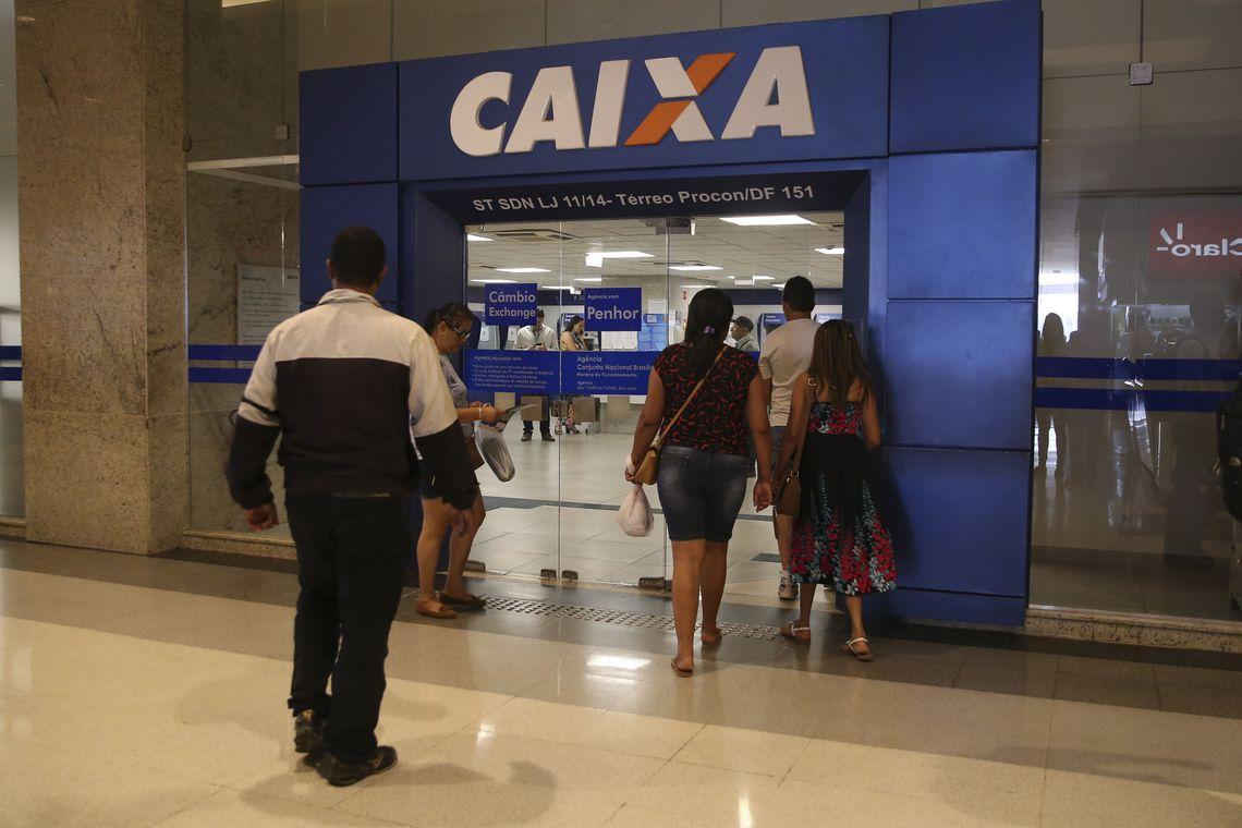 Nascidos em abril e maio podem sacar FGTS a partir de hoje Nascidos em abril e maio podem sacar FGTS a partir de hoje
