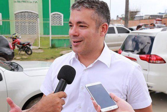 Josué diz que Seinfra está viabilizando manutenção na estrada de Novo Airão Josué diz que Seinfra está viabilizando manutenção na estrada de Novo Airão
