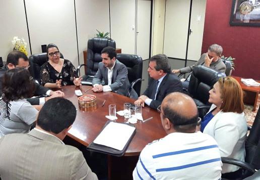 Mediação do MPAM garante acordo entre Governo do Estado e trabalhadores da Saúde