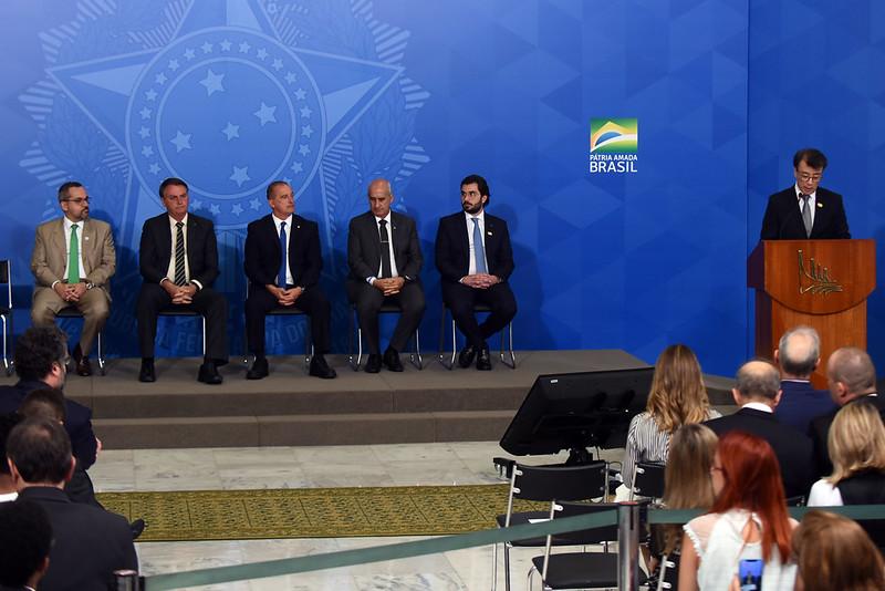 Governo federal vai conectar 100% das escolas públicas aptas a receber internet