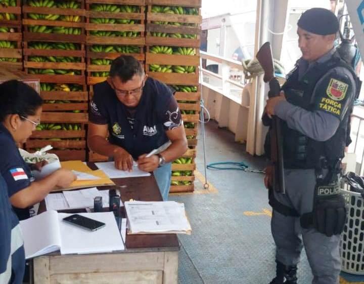 Polícia Militar reforça segurança durante trabalhos de fiscalização da Adaf em Parintins