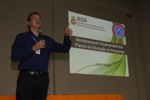 Secretaria de Educação reúne profissionais da rede pública para discutir Plano de Educação do Amazonas