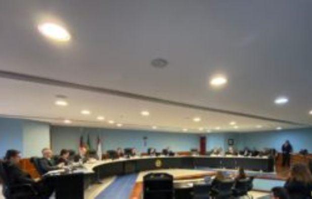 TCE-AM aprova contas do prefeito Arthur Neto com ressalvas