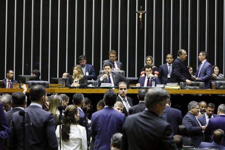 Congresso aprova 24 projetos de crédito orçamentário que liberam total de R$ 27,5 bilhões Congresso aprova 24 projetos de crédito orçamentário que liberam total de R$ 27,5 bilhões