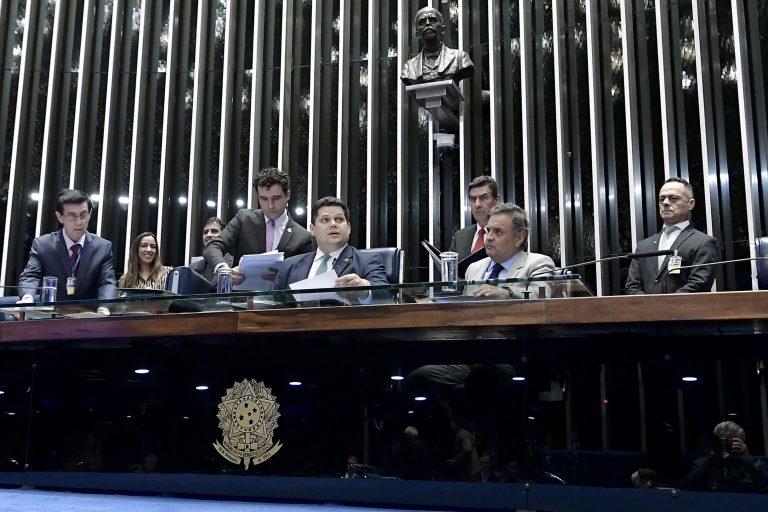 Promulgada PEC que permite transferência direta de verbas de emendas a estados e municípios Promulgada PEC que permite transferência direta de verbas de emendas a estados e municípios