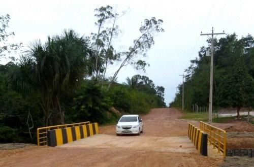 Governo do Amazonas entrega pontes no Ramal da Morena, em Presidente Figueiredo