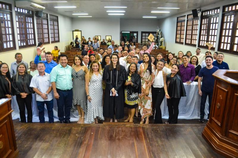 Prefeitura de Parintins promoveu casamento coletivo nesta quinta-feira, 19