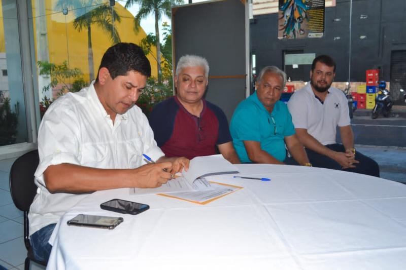 Bi Garcia nomeia novo diretor da Empresa Municipal de Trânsito