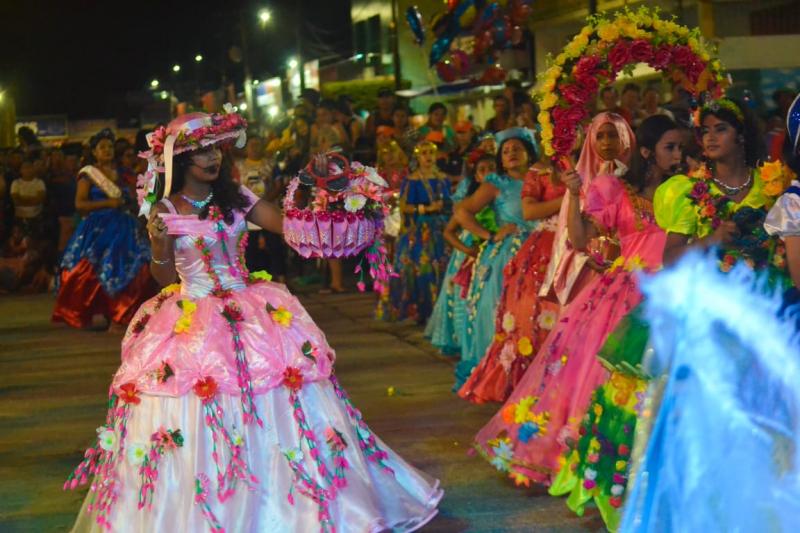 Parintins mantém tradição natalina com Festival de Pastorinhas 