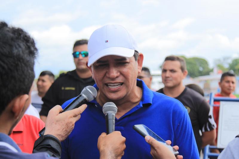 Bi Garcia assina convênio na sede do Governo do Amazonas para asfaltamento e construção de casas populares