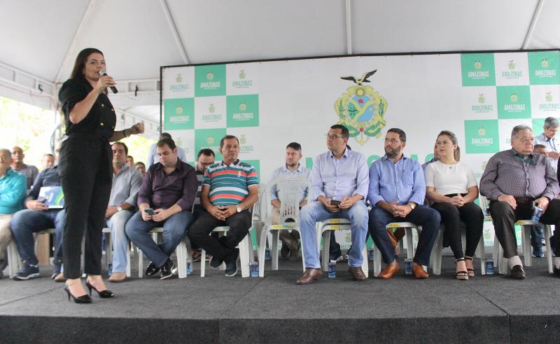‘Nunca um governador esteve tão presente no setor primário’, afirma Alessandra em evento na Sepror
