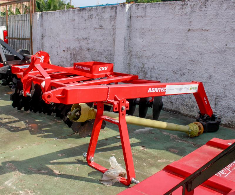 Governo do Estado entrega mais de R$ 800 mil em implementos para associações da calha do Rio Madeira